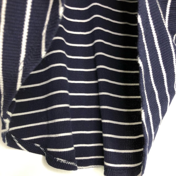 Live in the Moment Thermal Striped Crop Blue - Picture 2 of 9